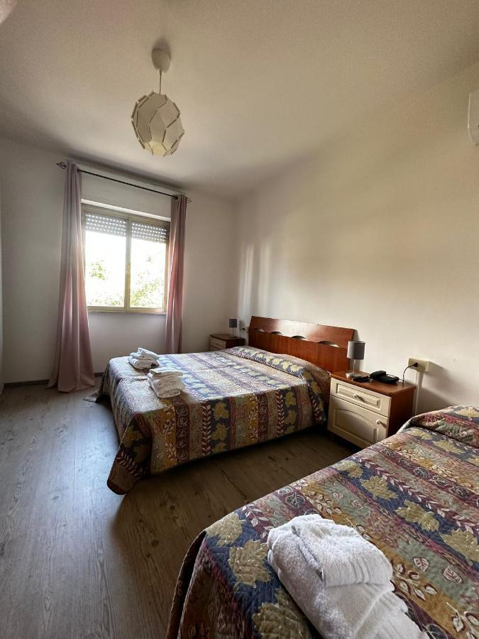 Hotel La Pineta Карара Екстериор снимка
