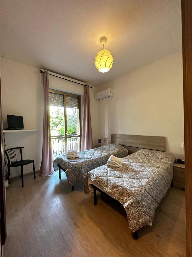 Hotel La Pineta Карара Екстериор снимка