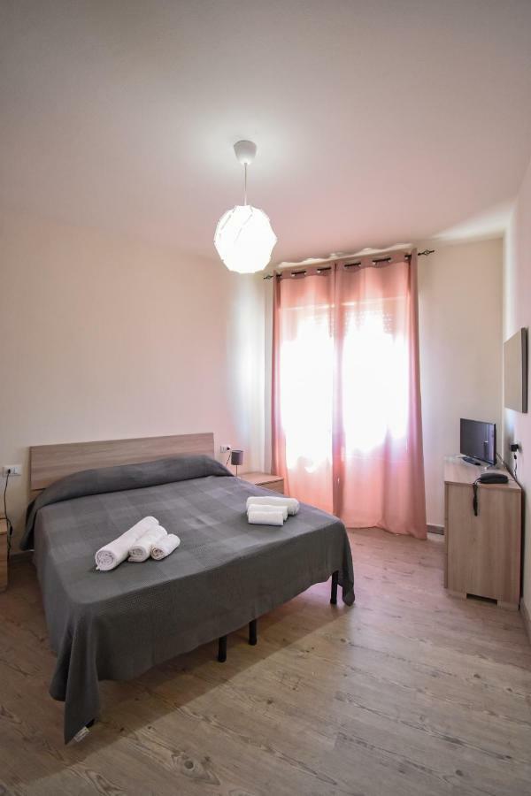 Hotel La Pineta Карара Екстериор снимка