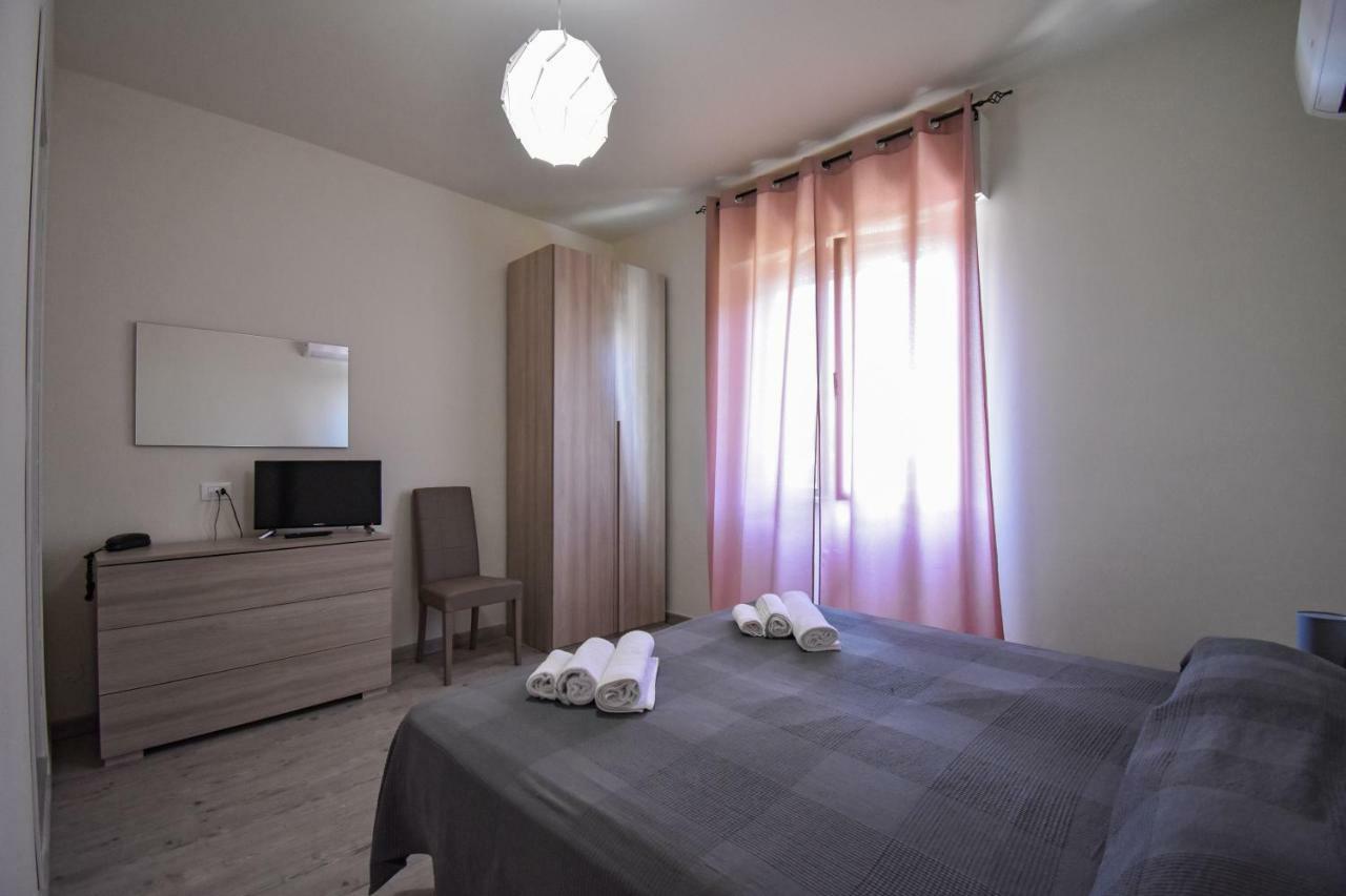 Hotel La Pineta Карара Екстериор снимка