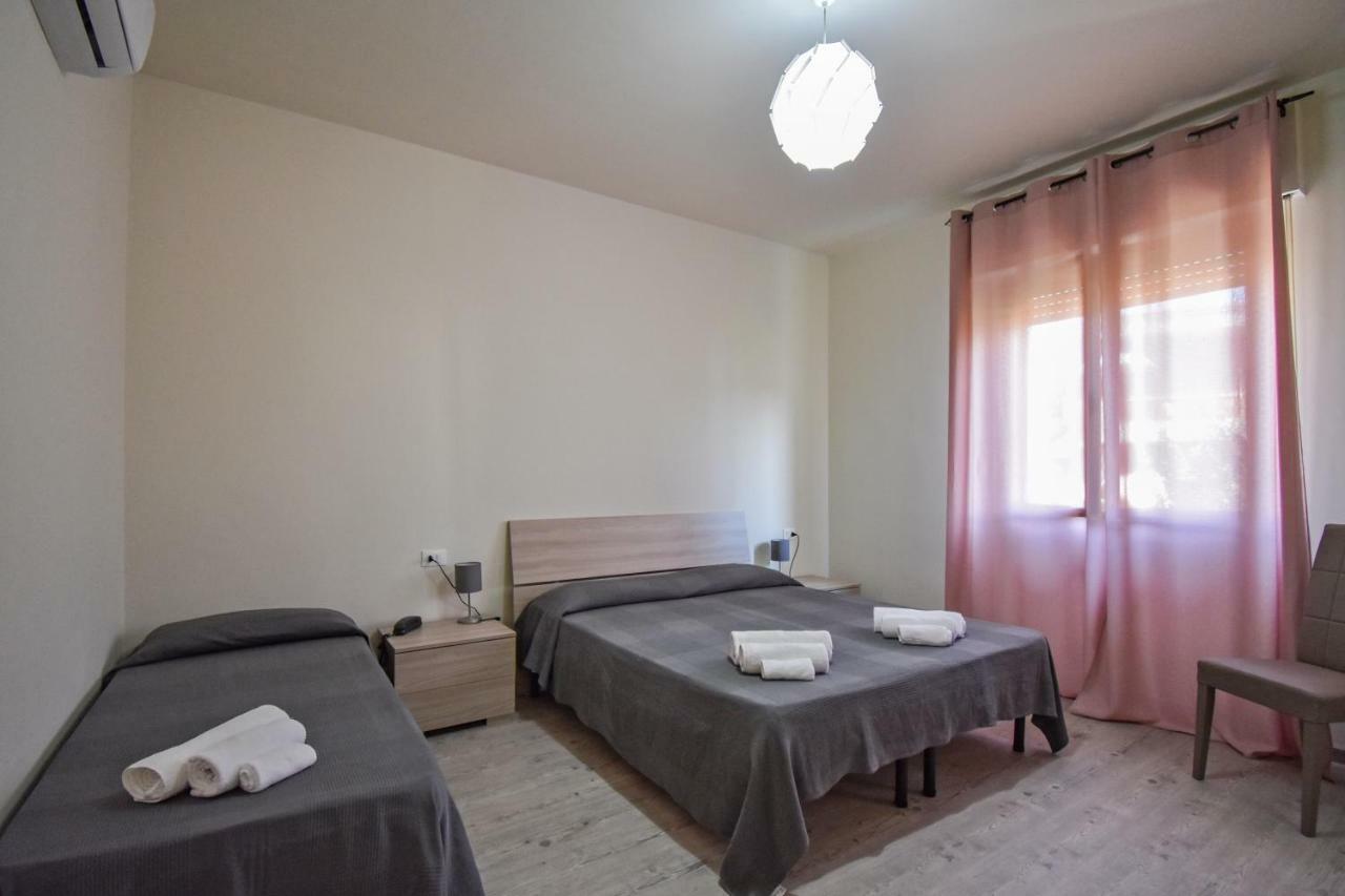 Hotel La Pineta Карара Екстериор снимка